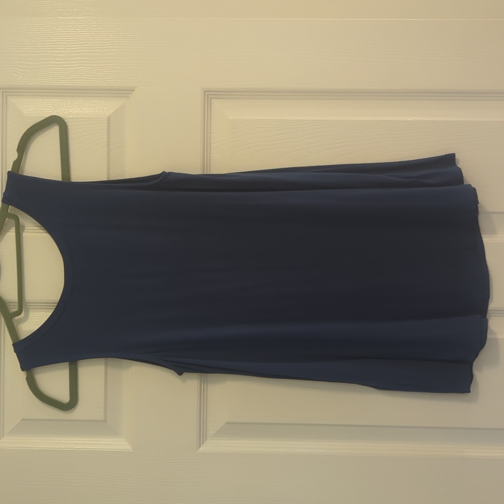 Style & Co Swing Tank - Picture 4 of 4